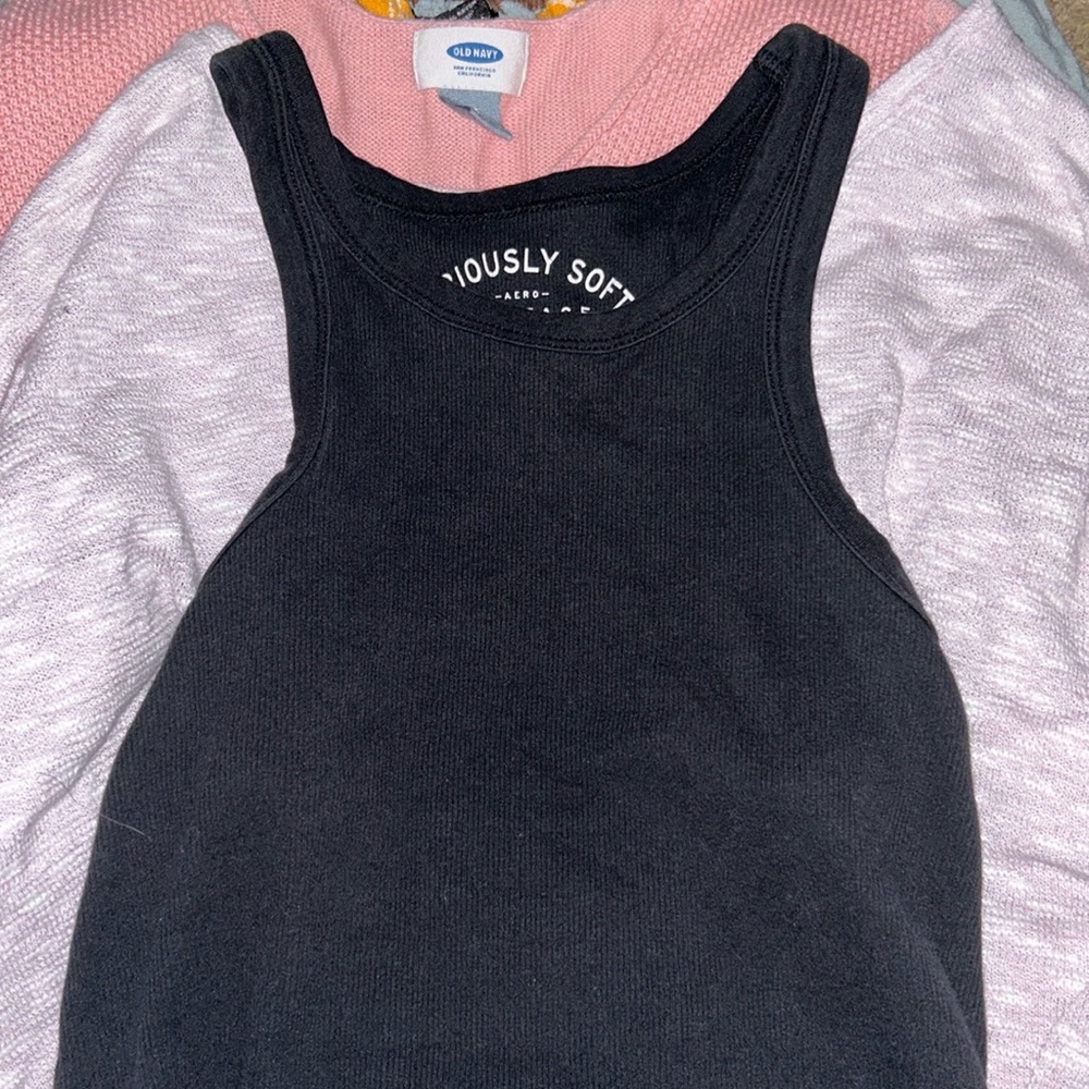 black aero tank